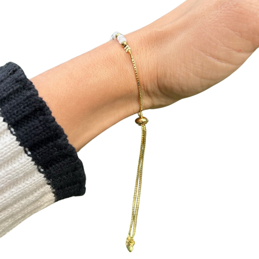 Edelsteen armband maansteen met parel verstelbaar