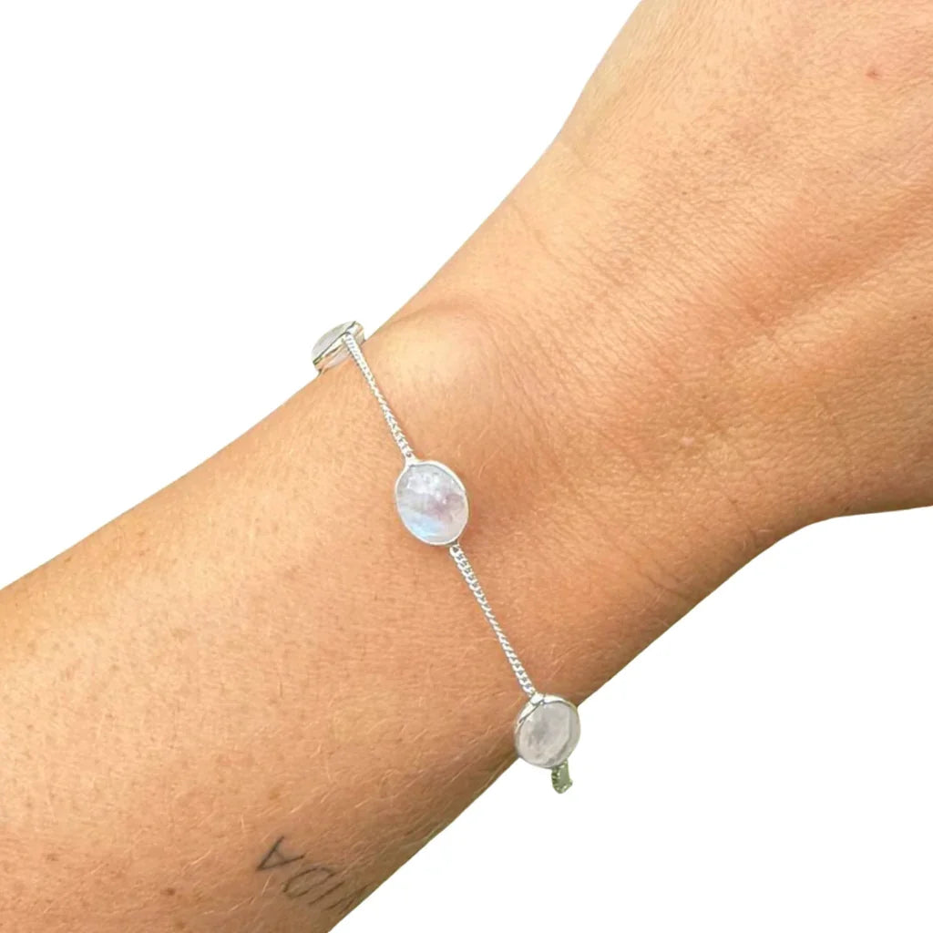 Zilveren edelsteen armband maansteen ovaal - The Mindfulshop
