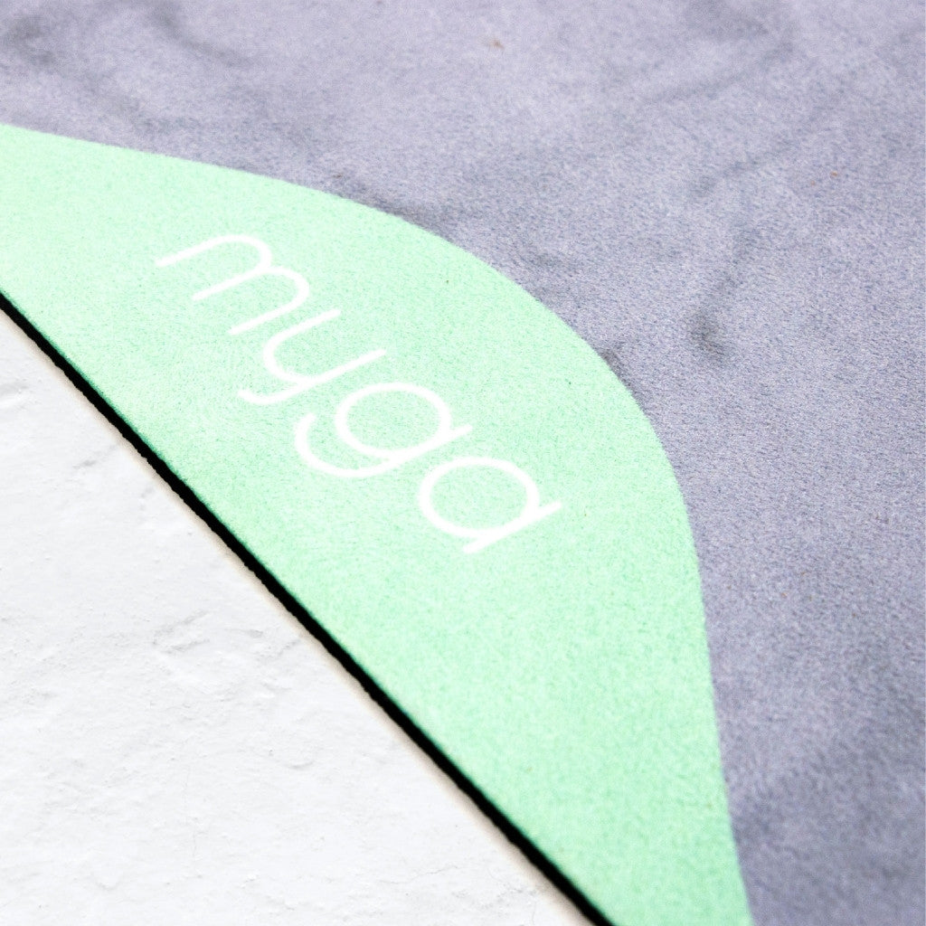 Yogamat deluxe vegan suede 3mm - Myga - grijs