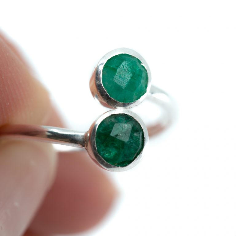 Geboortesteen ring smaragd mei verstelbaar - Mindfulshop - zilver