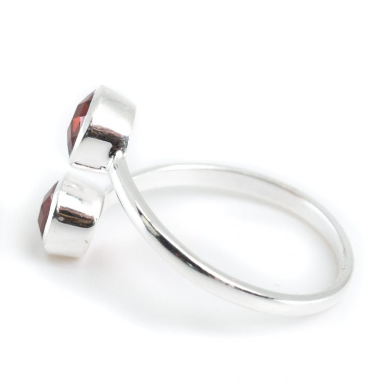 Geboortesteen ring granaat januari verstelbaar - Mindfulshop - zilver