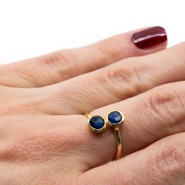 Geboortesteen ring saffier september verstelbaar - Mindfulshop - goud