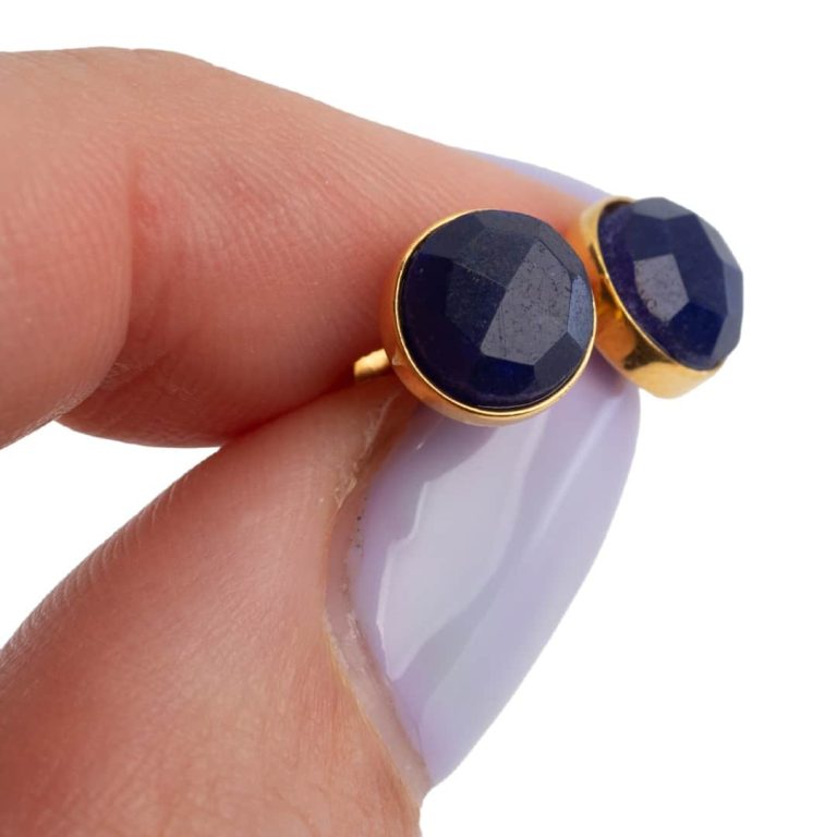 Studs oorbellen geboortesteen september saffier facet - Mindfulshop - goud