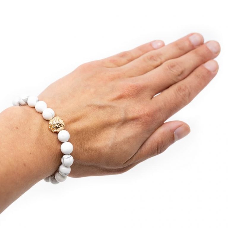 Edelsteen armband howliet met leeuw - Mindfulshop - wit