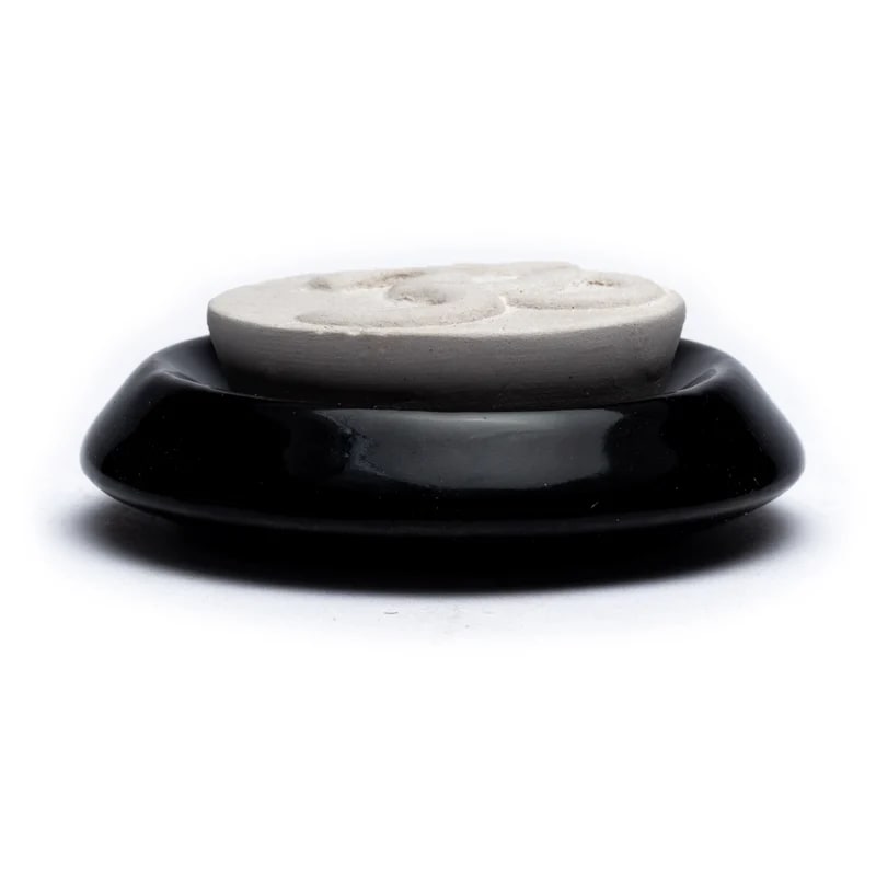 Geursteen ohm - Mindfulshop - zwart