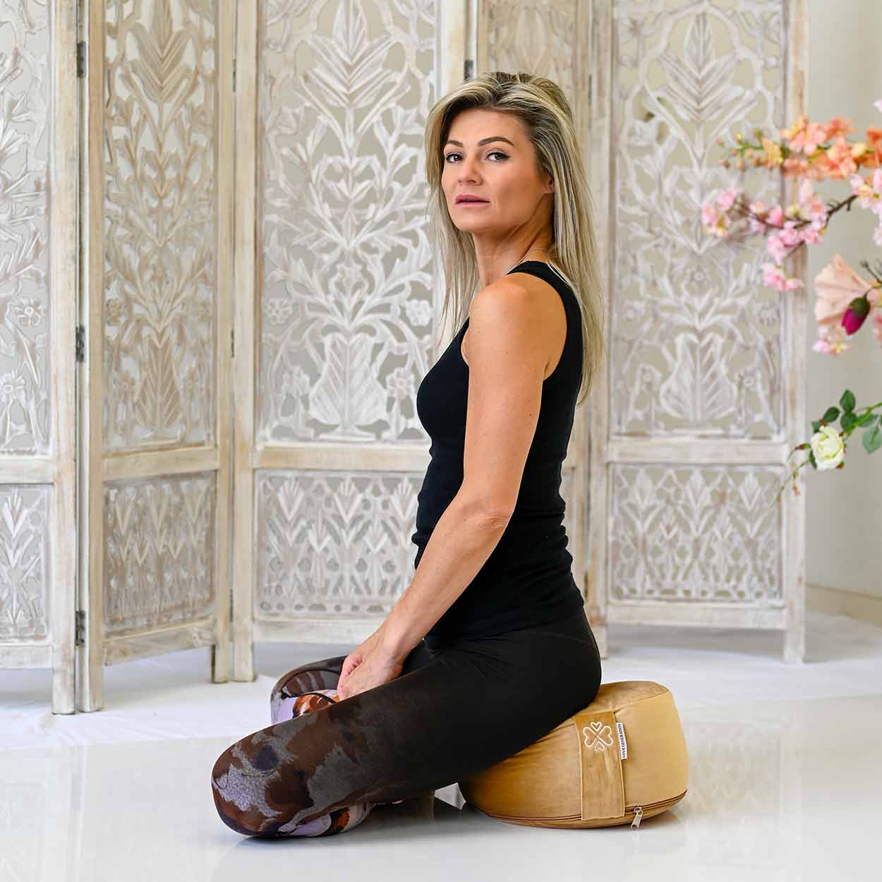 Meditatiekussen rond velvet - Love Generation - glamorous gold