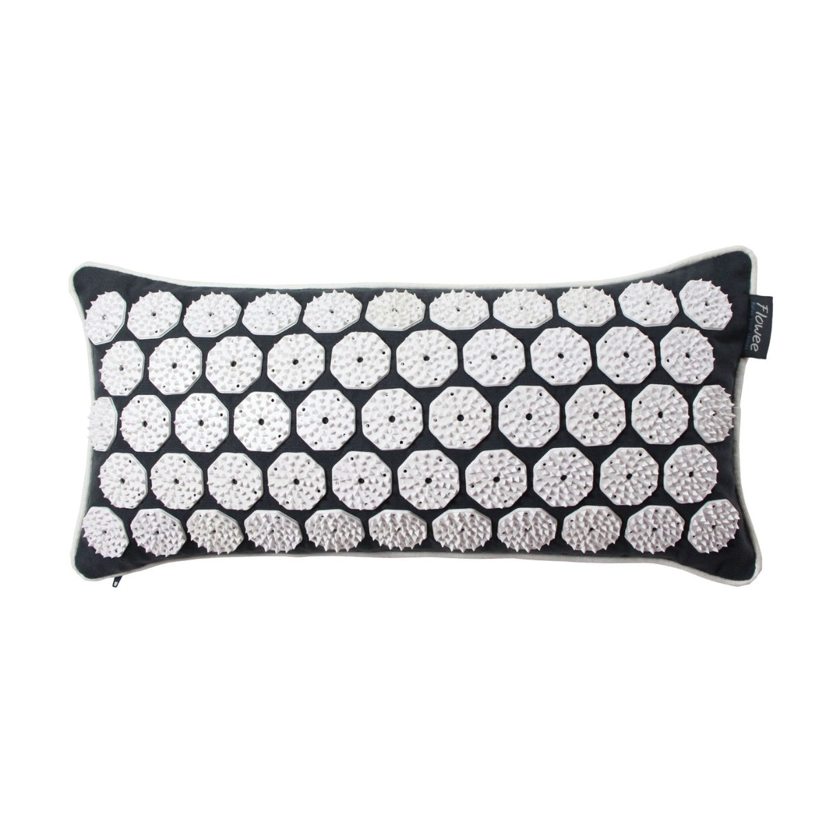 Spijkermat kussen - Flowee - grijs / wit