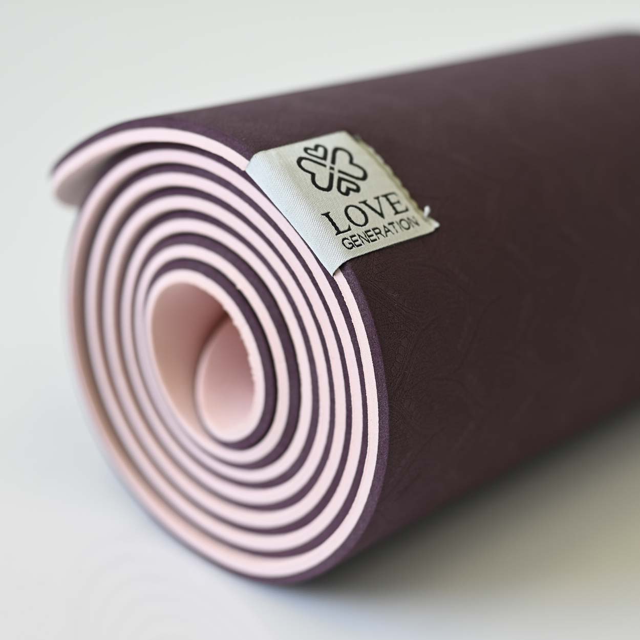 Yogamat superior TPE Eco 6 mm - Love Generation - passionate purple