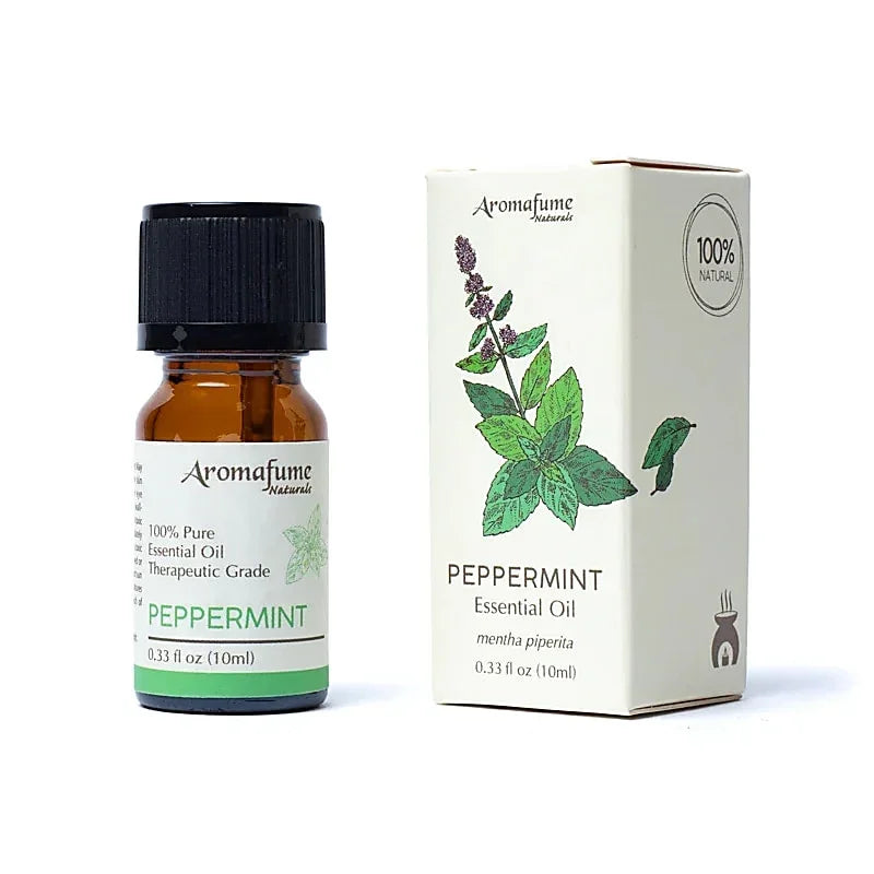 Aromafume Peppermint essentiële olie in een bruin flesje en bijbehorende witte verpakking.