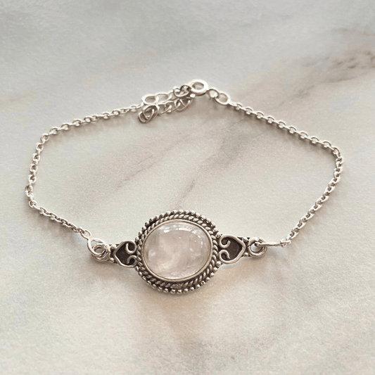 Zilveren edelsteen armband met ovale rozenkwarts