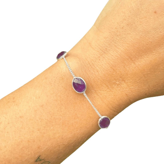 Zilveren edelsteen armband amethist ovaal