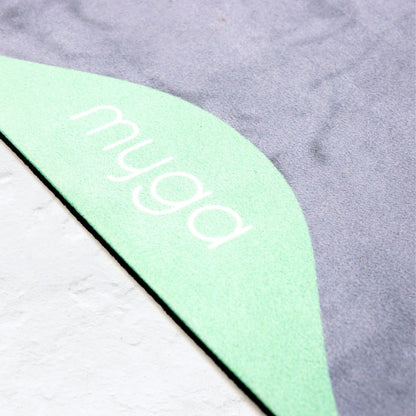Yogamat deluxe vegan suede 3mm - Myga - grijs