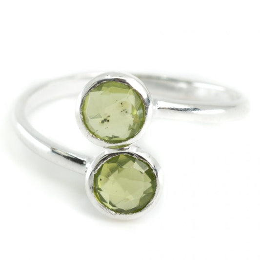 Geboortesteen ring peridoot augustus verstelbaar - Mindfulshop - zilver
