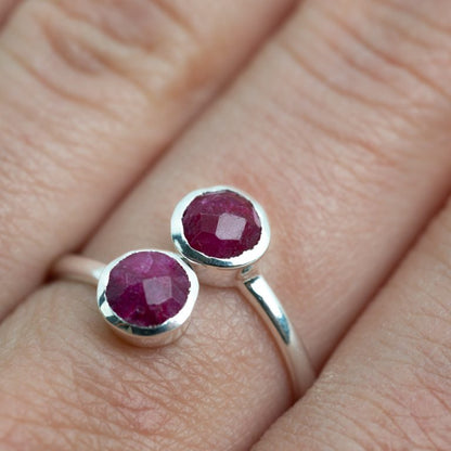 Geboortesteen ring robijn juli verstelbaar - Mindfulshop - zilver