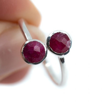 Geboortesteen ring robijn juli verstelbaar - Mindfulshop - zilver
