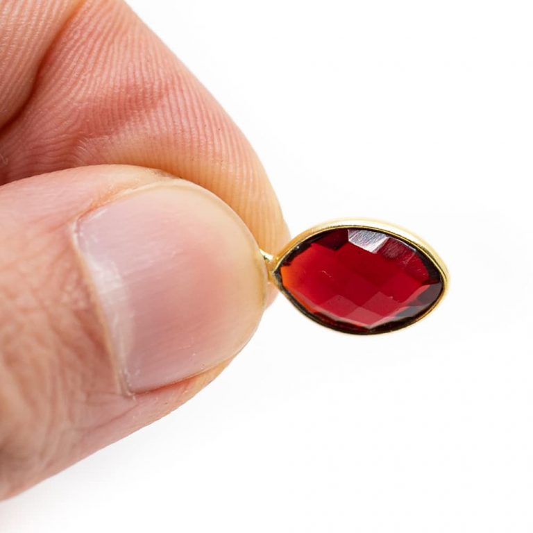 Edelsteen hanger voor ketting geboortesteen januari granaat druppel - Mindfulshop - goud