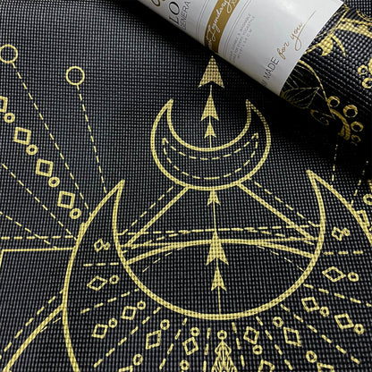 Yogamat Sacred print extra dik 6 mm - Love Generation - zwart / goud
