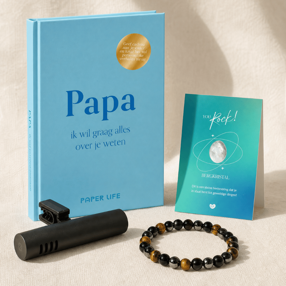 Blauw 'Papa' boek met bergkristal armband en kaart, perfect voor vaderdag selfcare en mindful geschenken